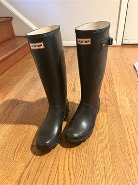 Hunter Black Tall Rain Boots style W23179